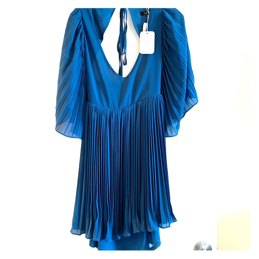 *NWT* LF MILLAU brand open back pleated dress